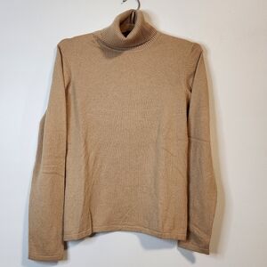 CH Classic Cashmere Turtleneck Sweater